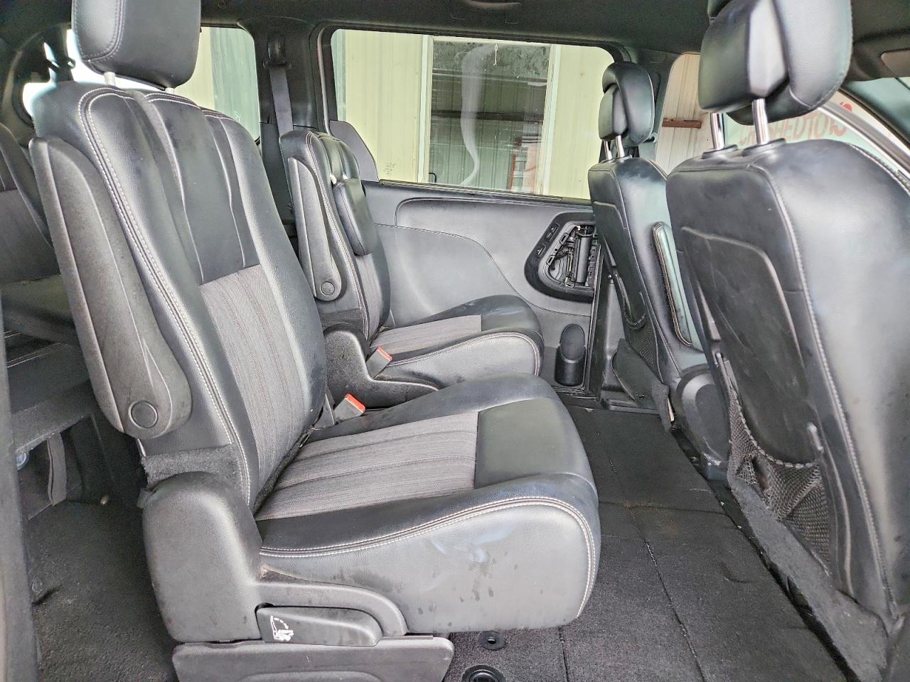 Chrysler Minivan S