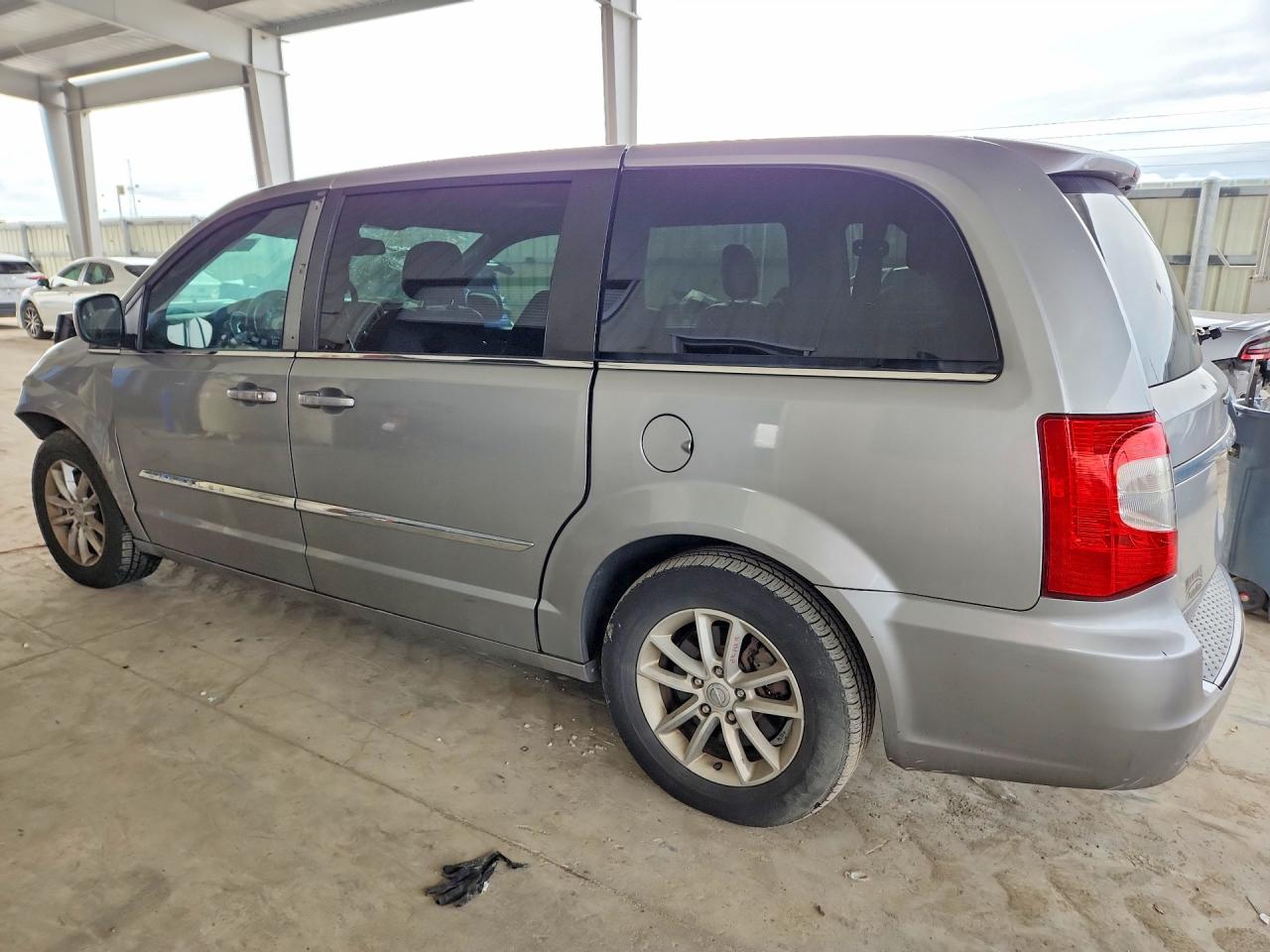 Chrysler Minivan S