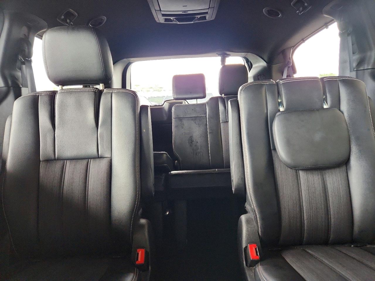 Chrysler Minivan S