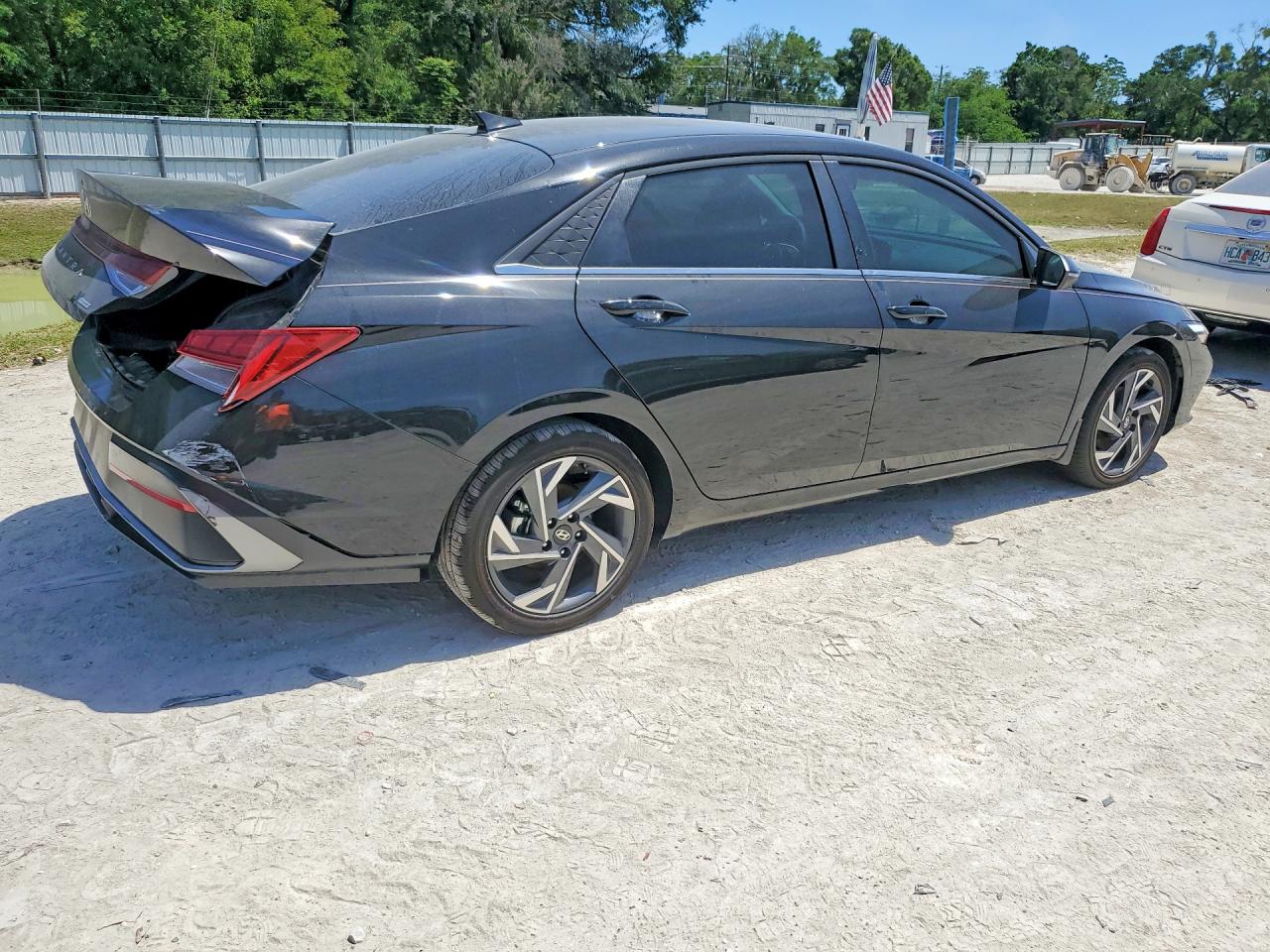 Hyundai ELANTRA Limited
