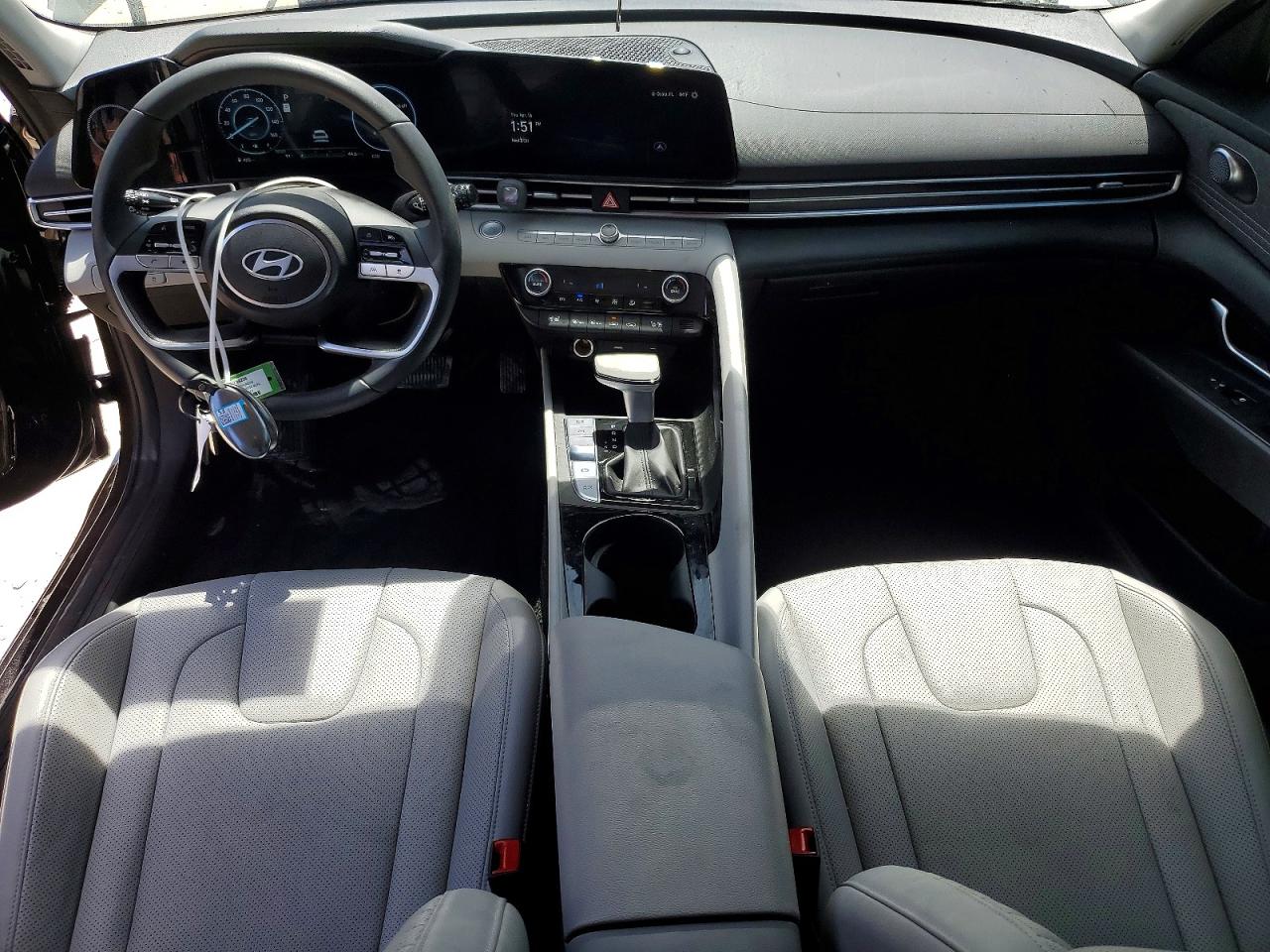 Hyundai ELANTRA Limited
