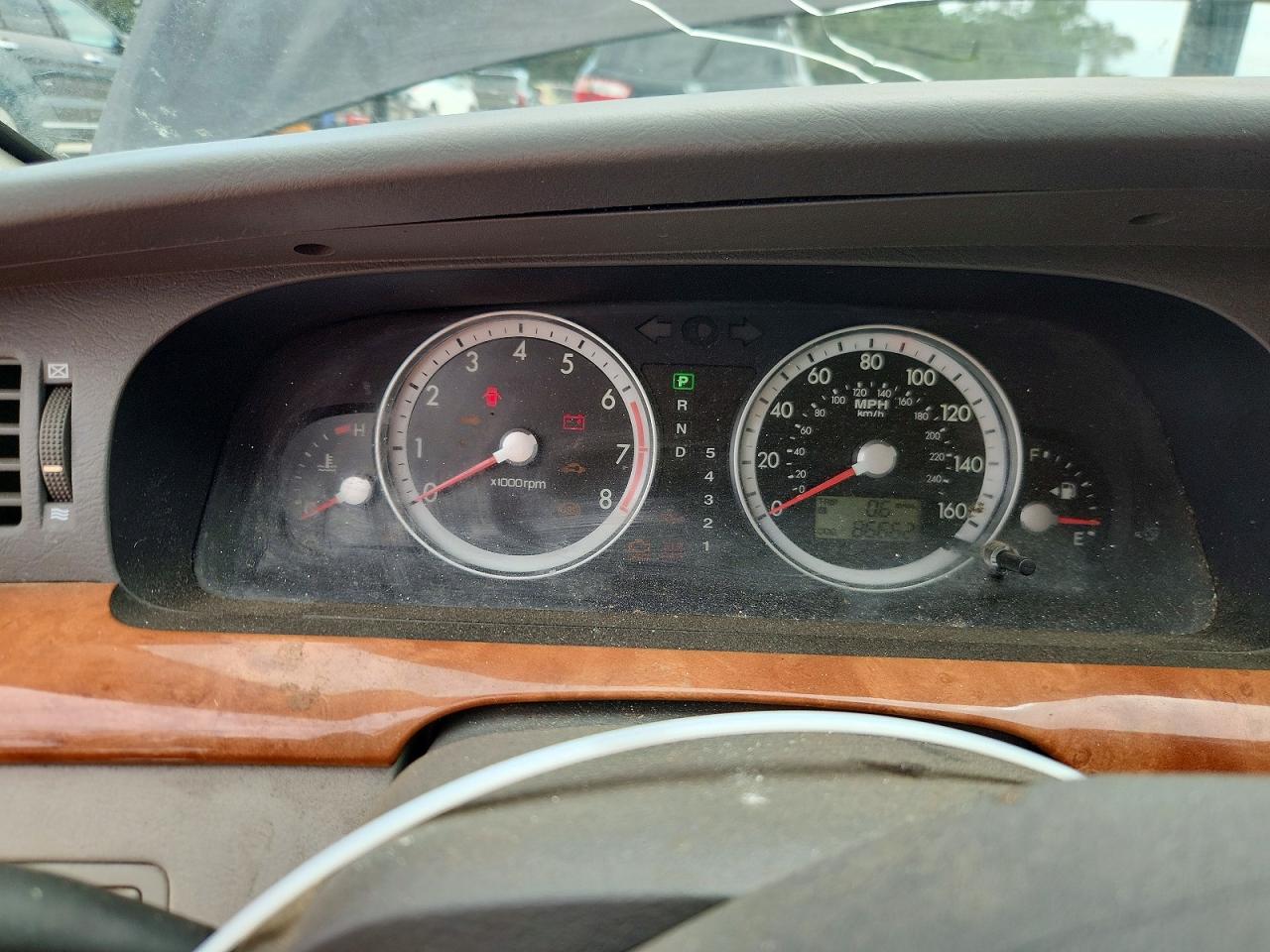 Kia Amanti Base