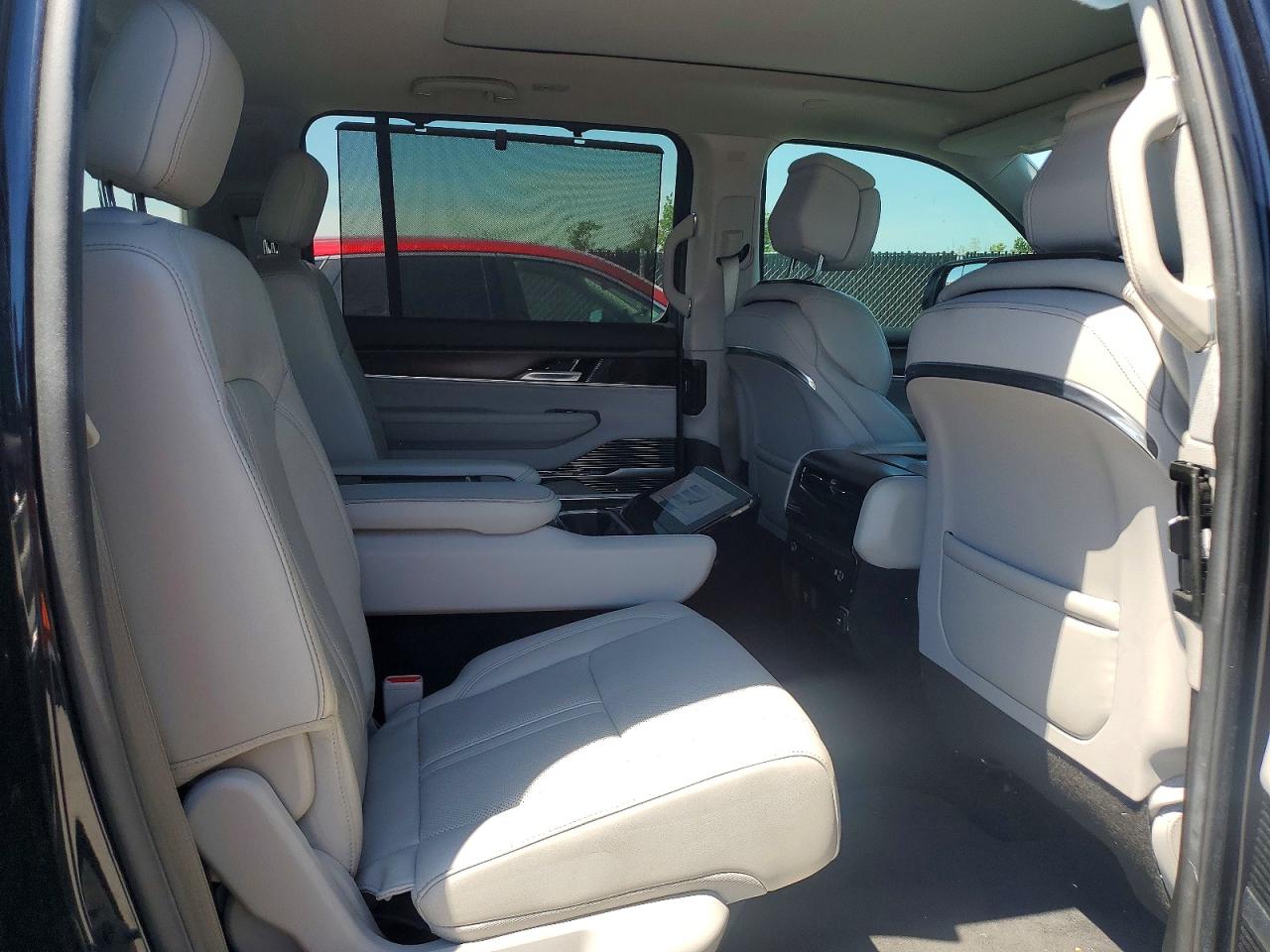 Jeep Grand Wagoneer Series I