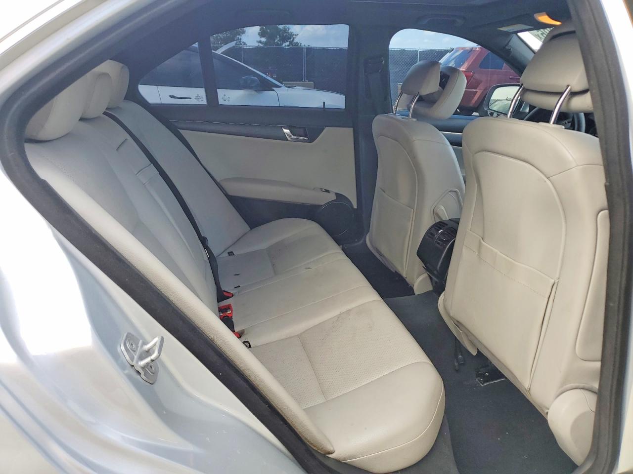 Mercedes-Benz C-Class 300
