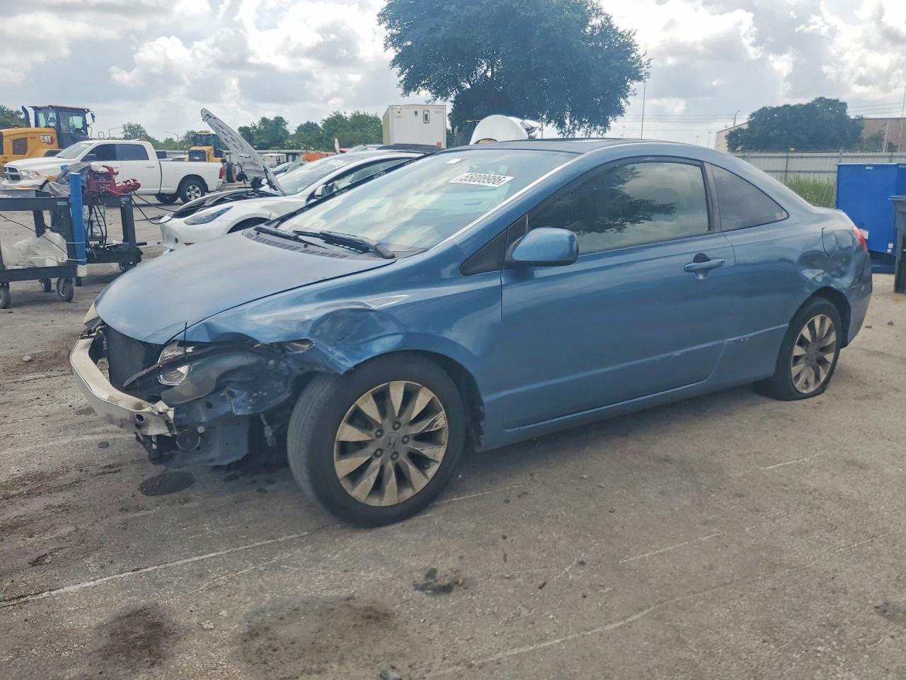 Salvage Honda Civic Image