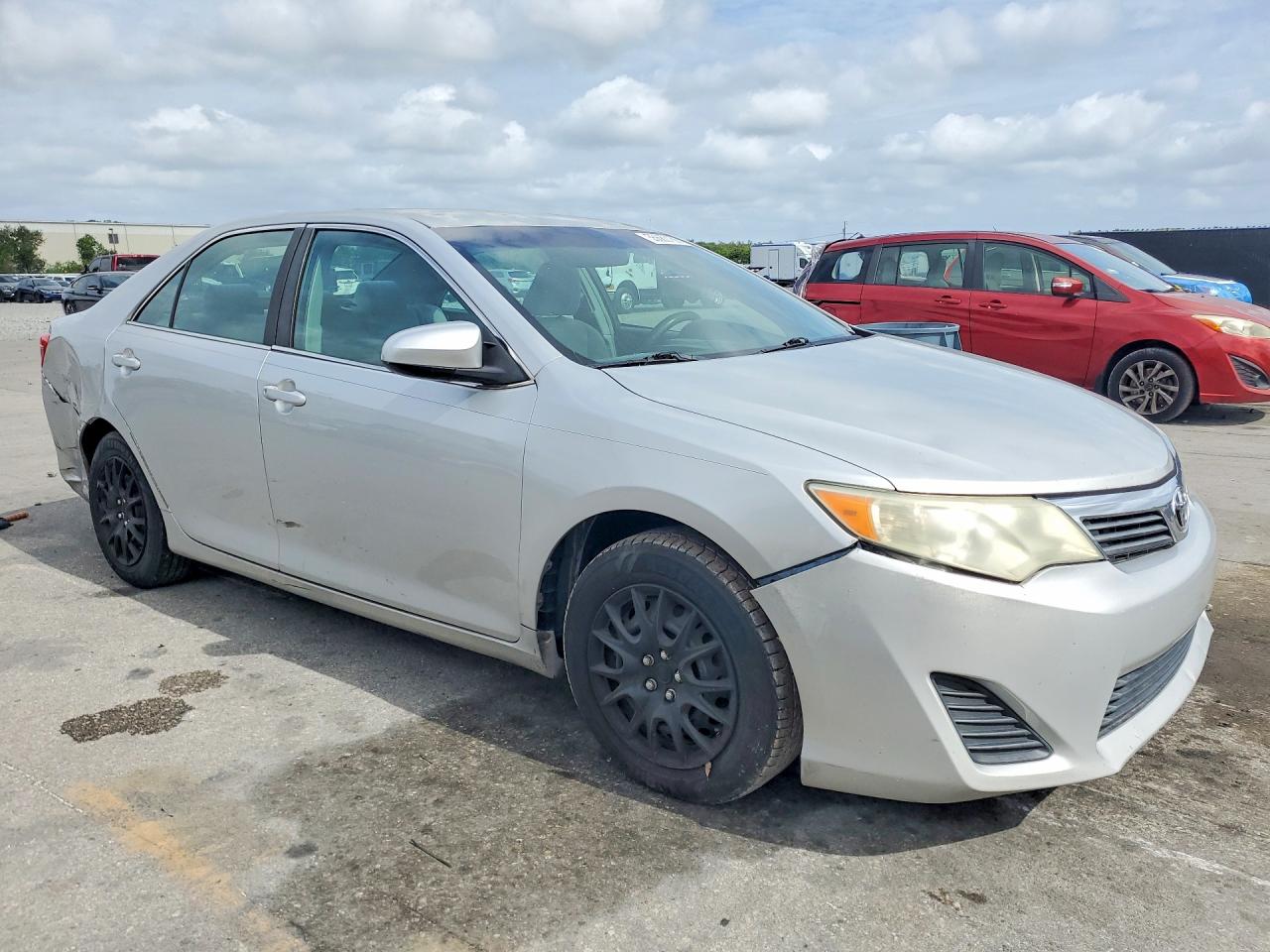 Toyota Camry L