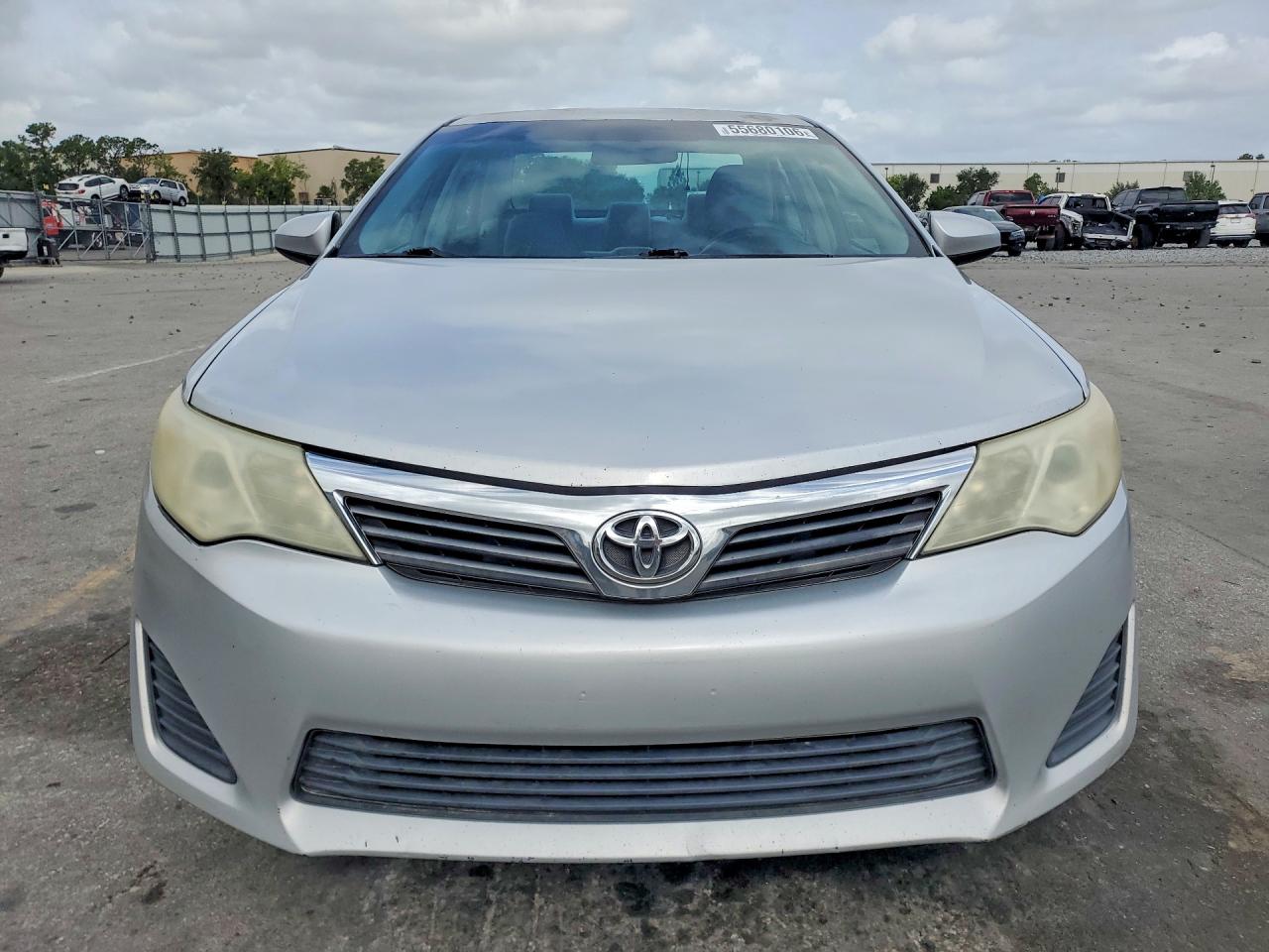 Toyota Camry L