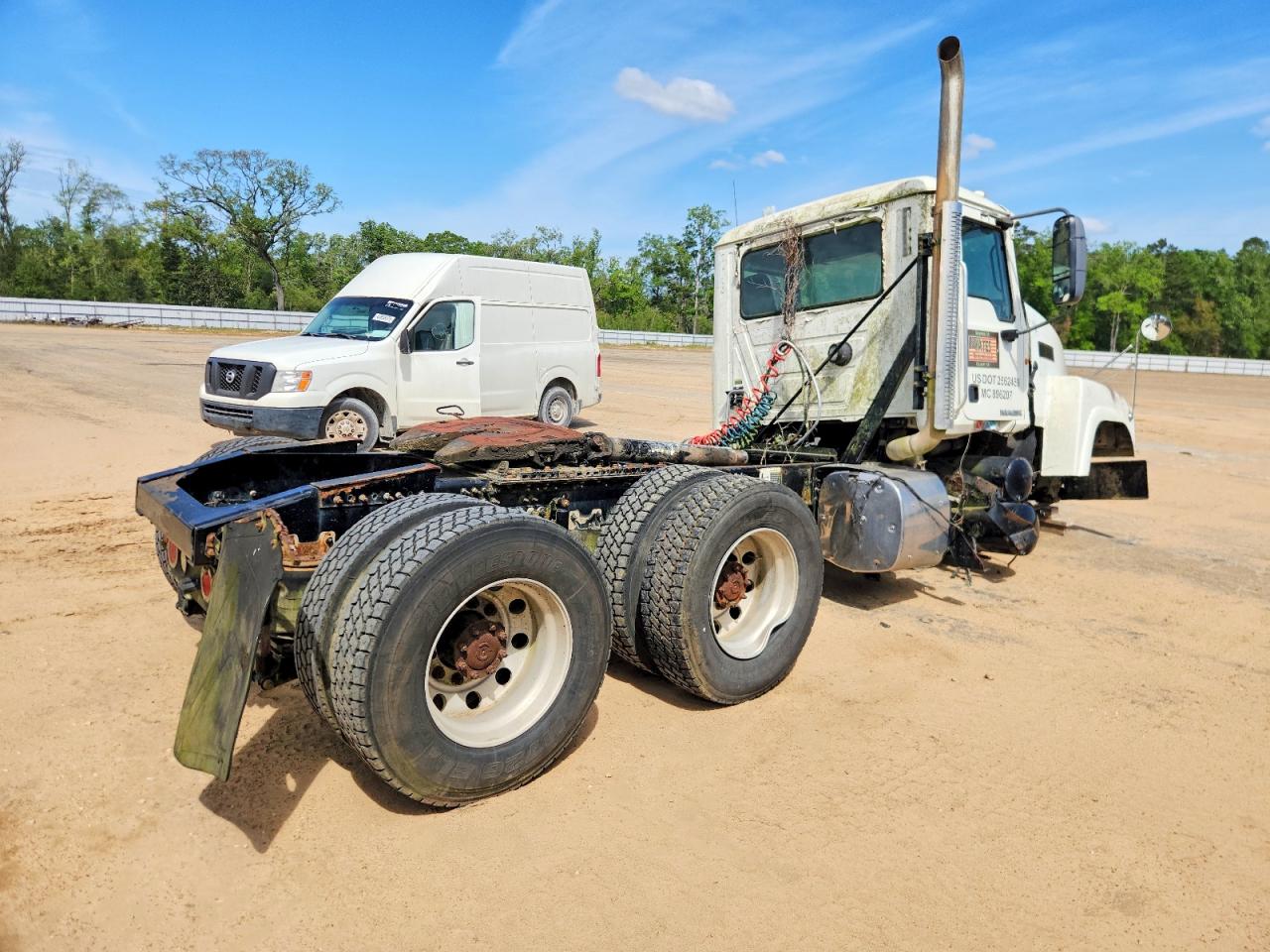 Mack 600 Chu600