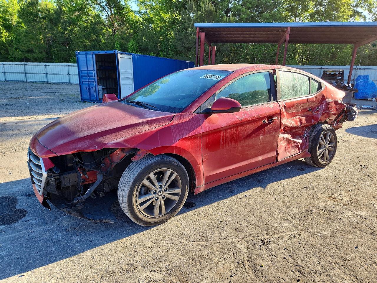 Salvage Hyundai ELANTRA Image