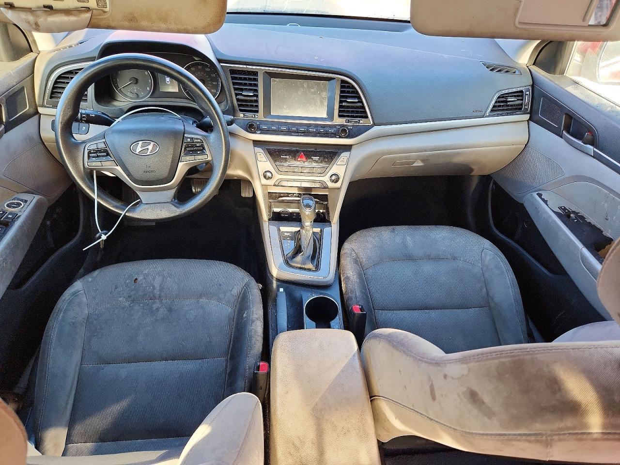 Hyundai ELANTRA Sel