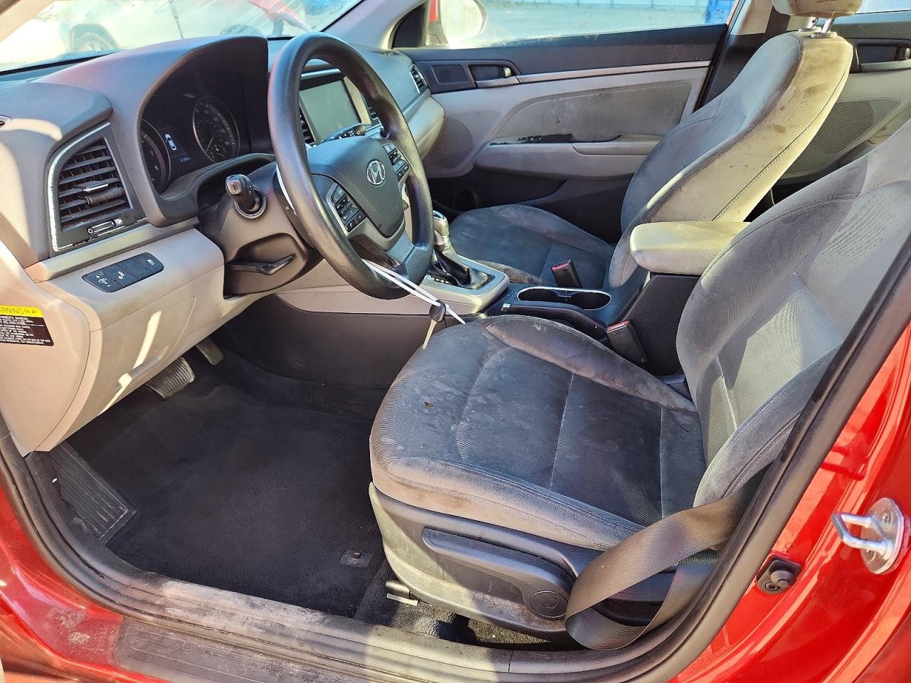 Hyundai ELANTRA Sel