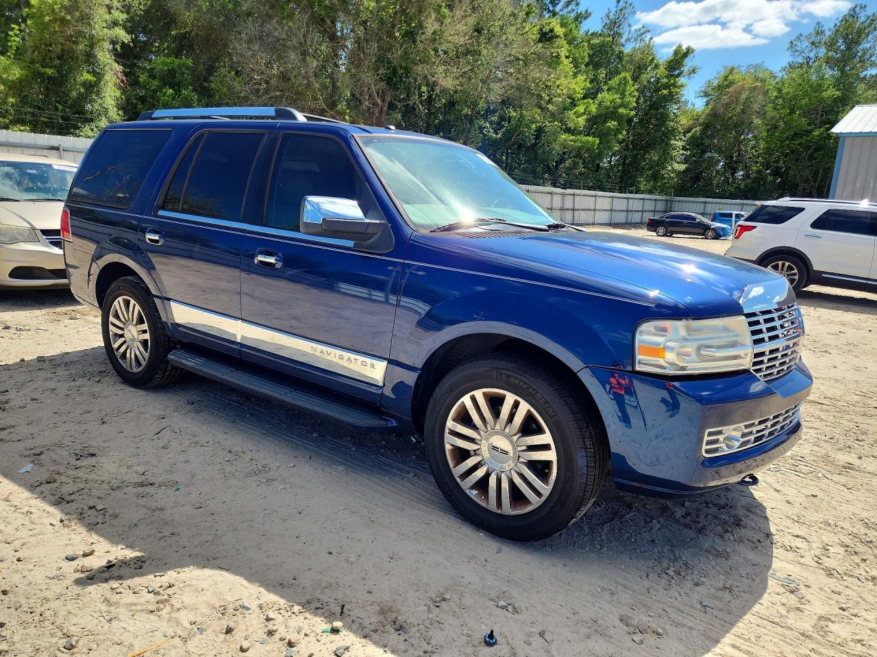 Lincoln Navigator