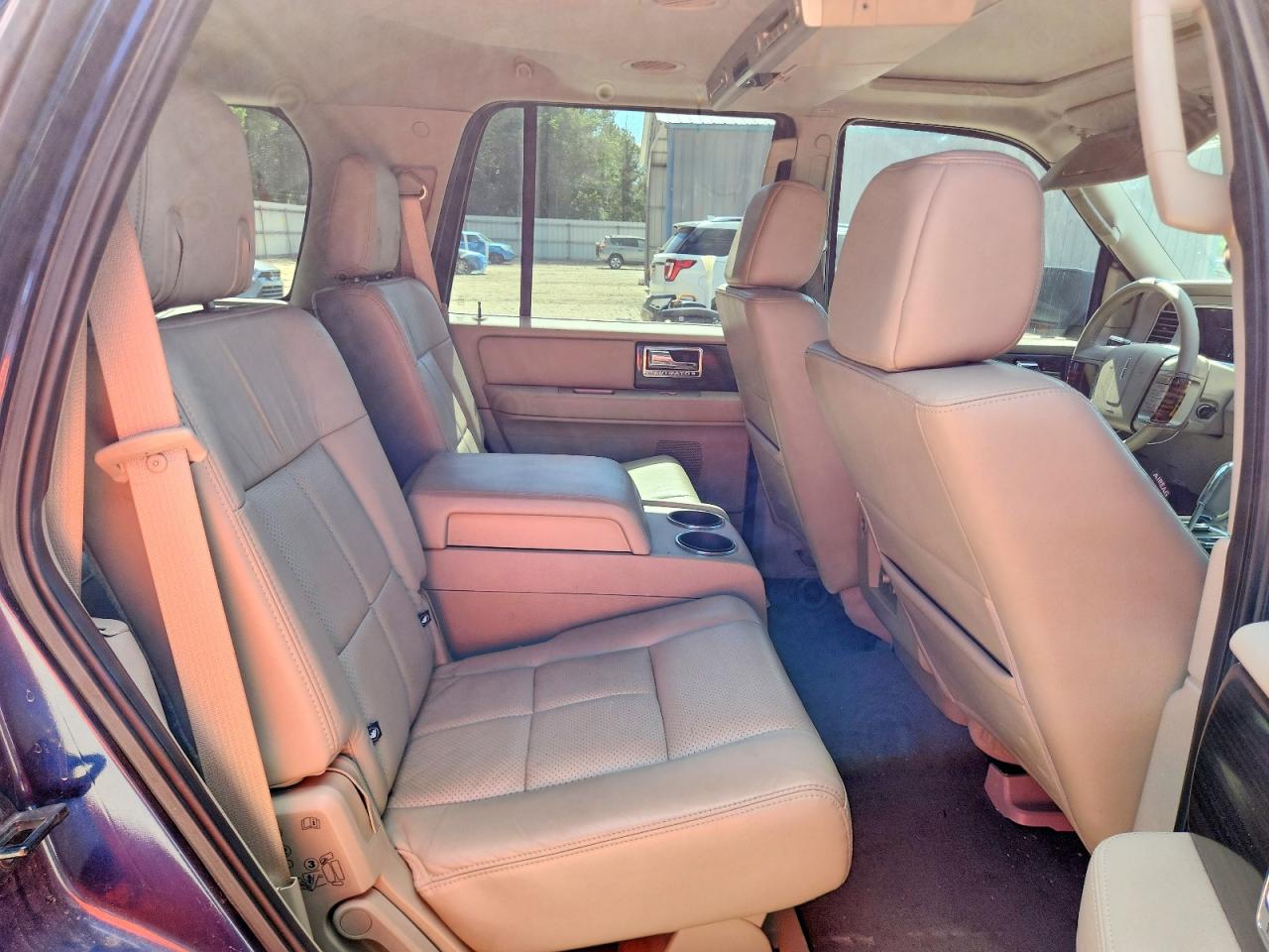 Lincoln Navigator