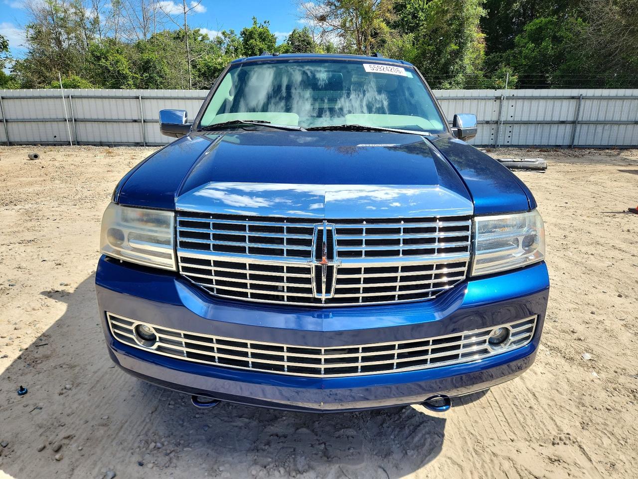 Lincoln Navigator