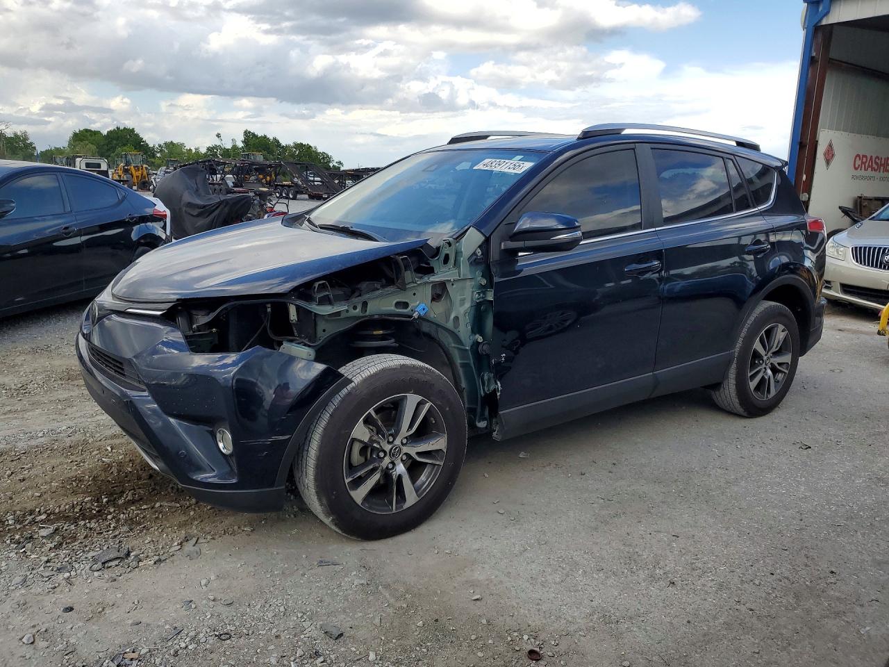 Salvage Toyota RAV4 Image