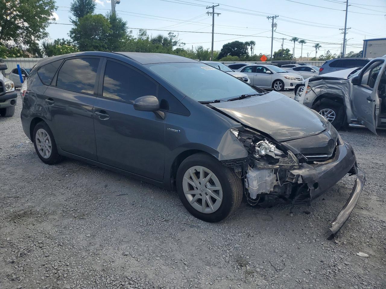 Toyota Prius Three