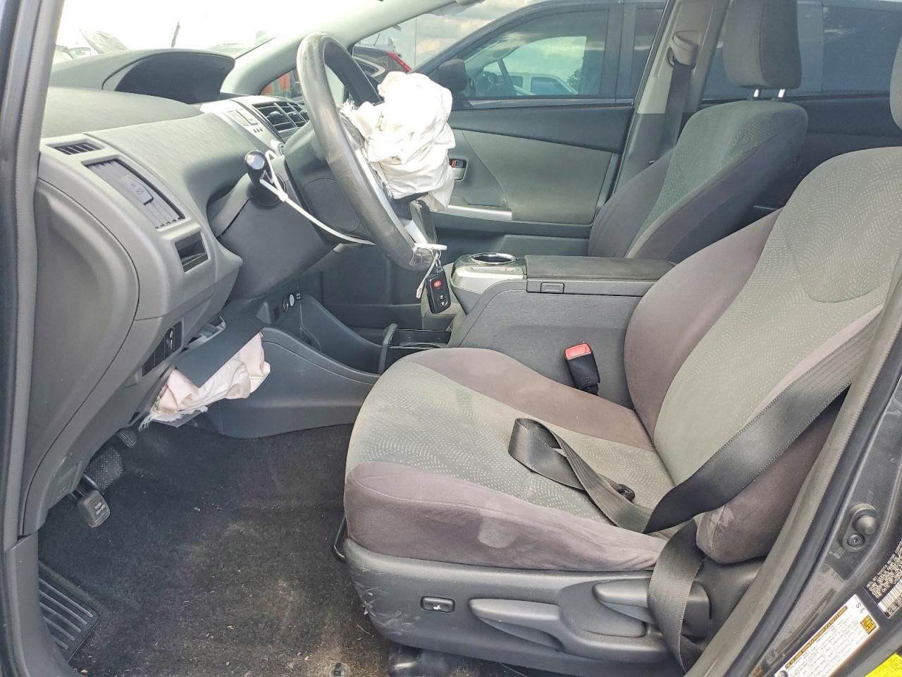 Toyota Prius Three