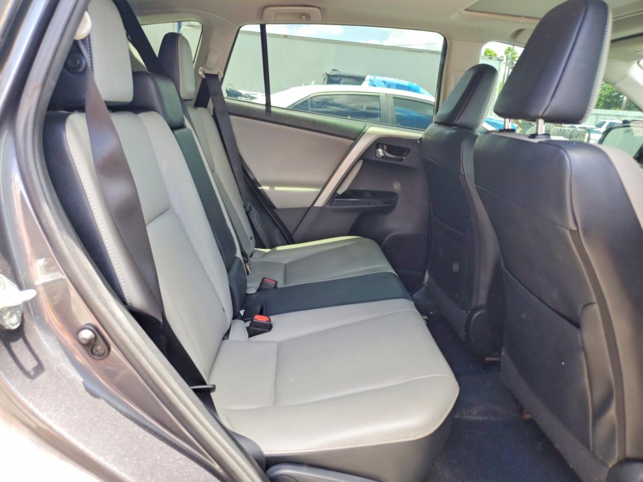Toyota RAV4 Limited