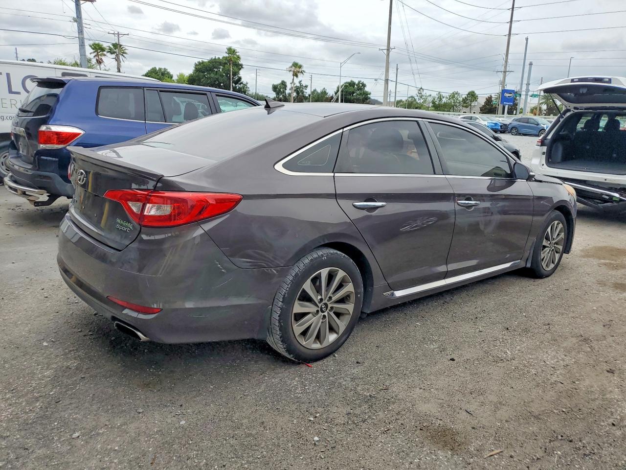 Hyundai SONATA Sport