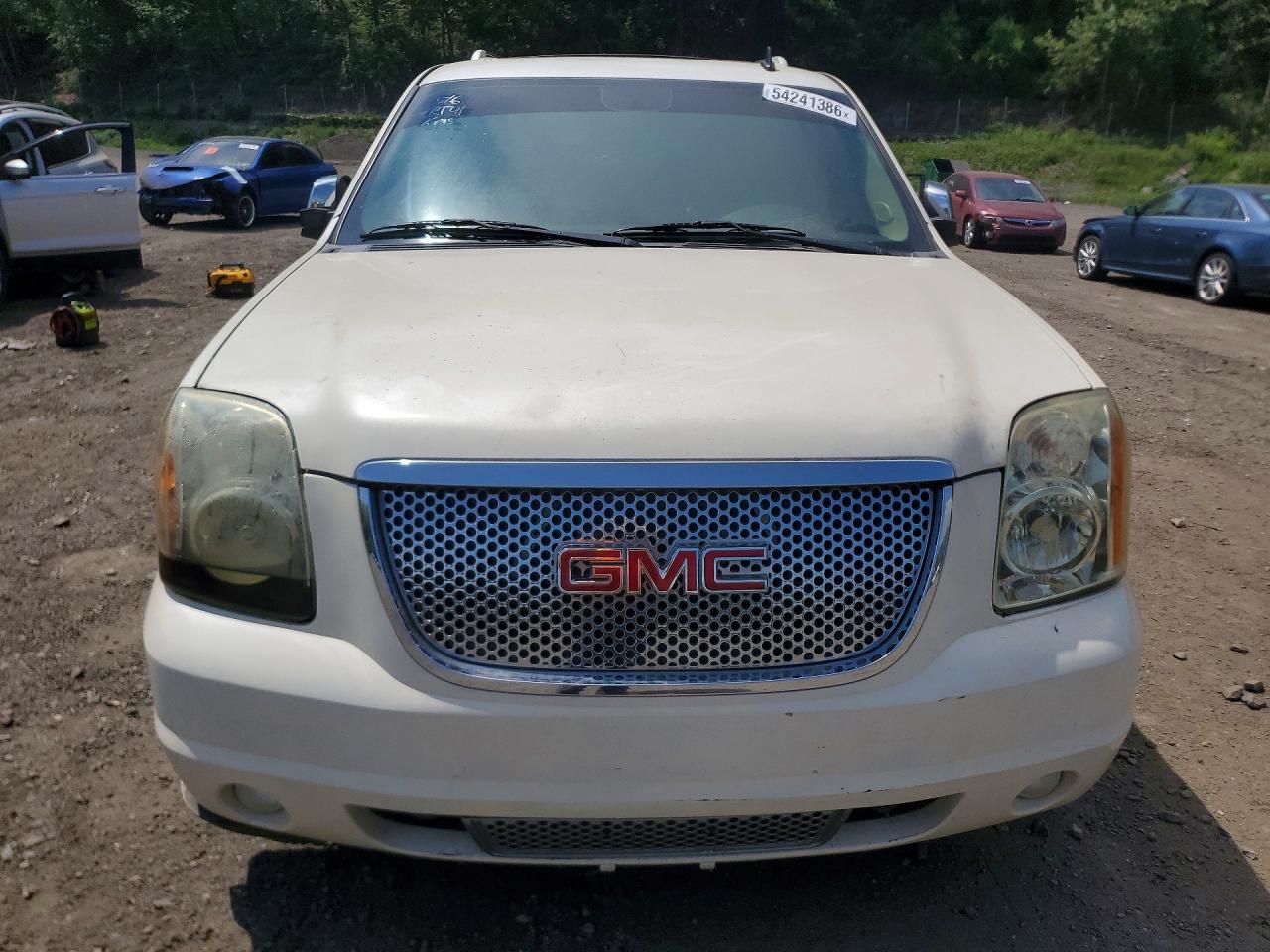 GMC Yukon Denali