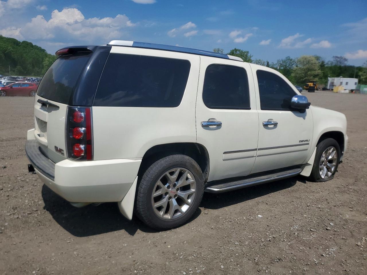 GMC Yukon Denali