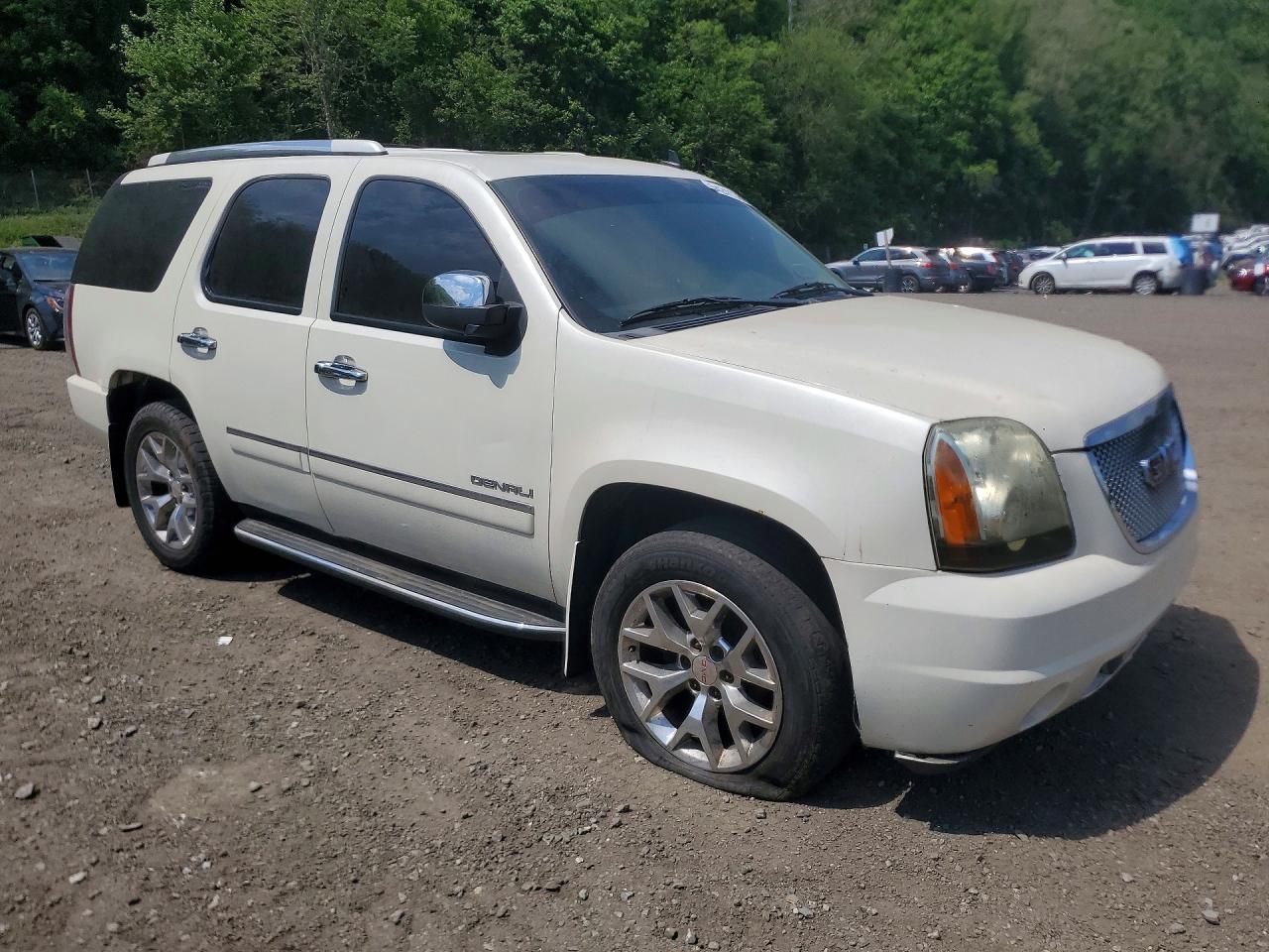 GMC Yukon Denali