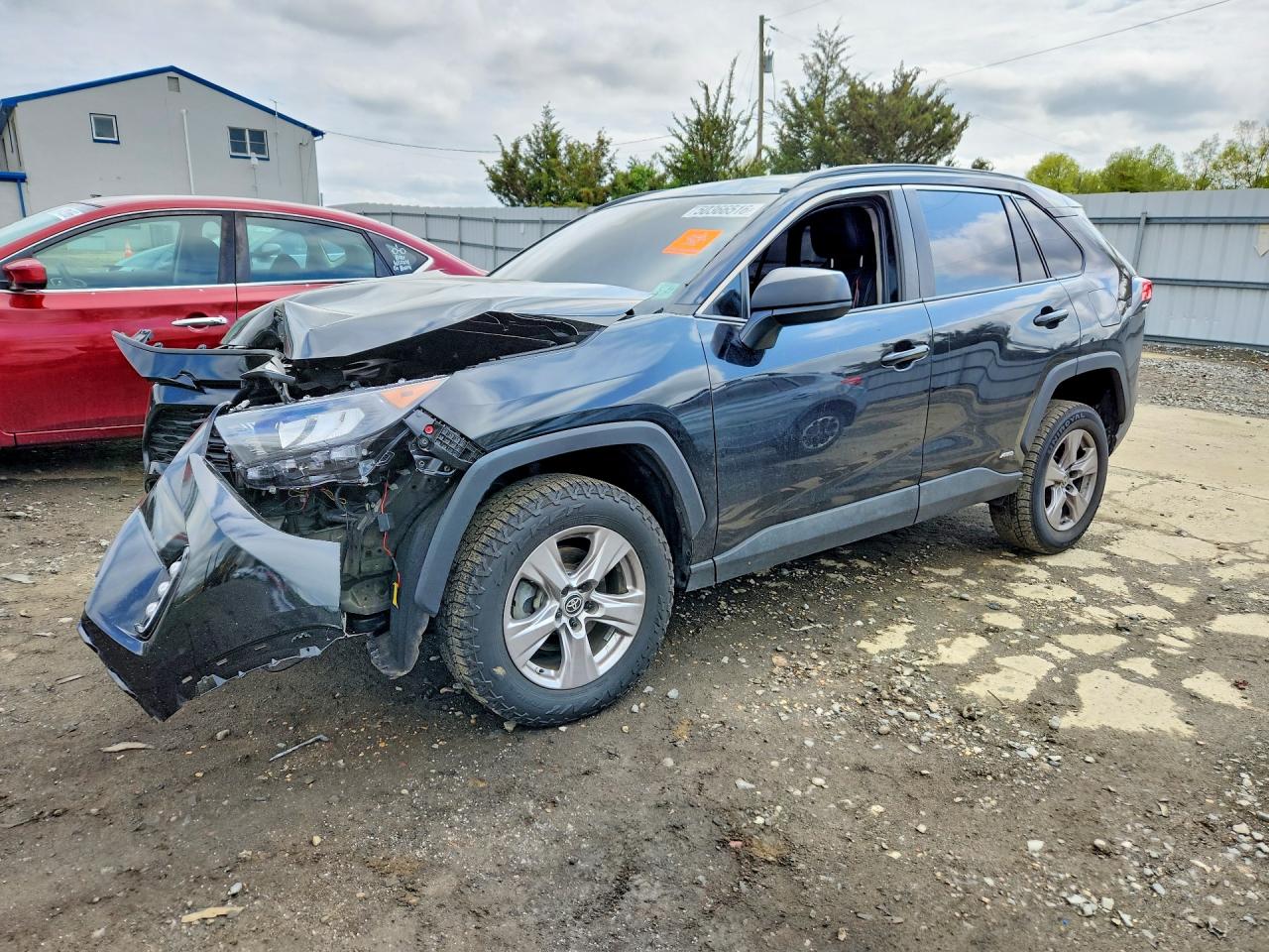 Salvage Toyota RAV4 Image