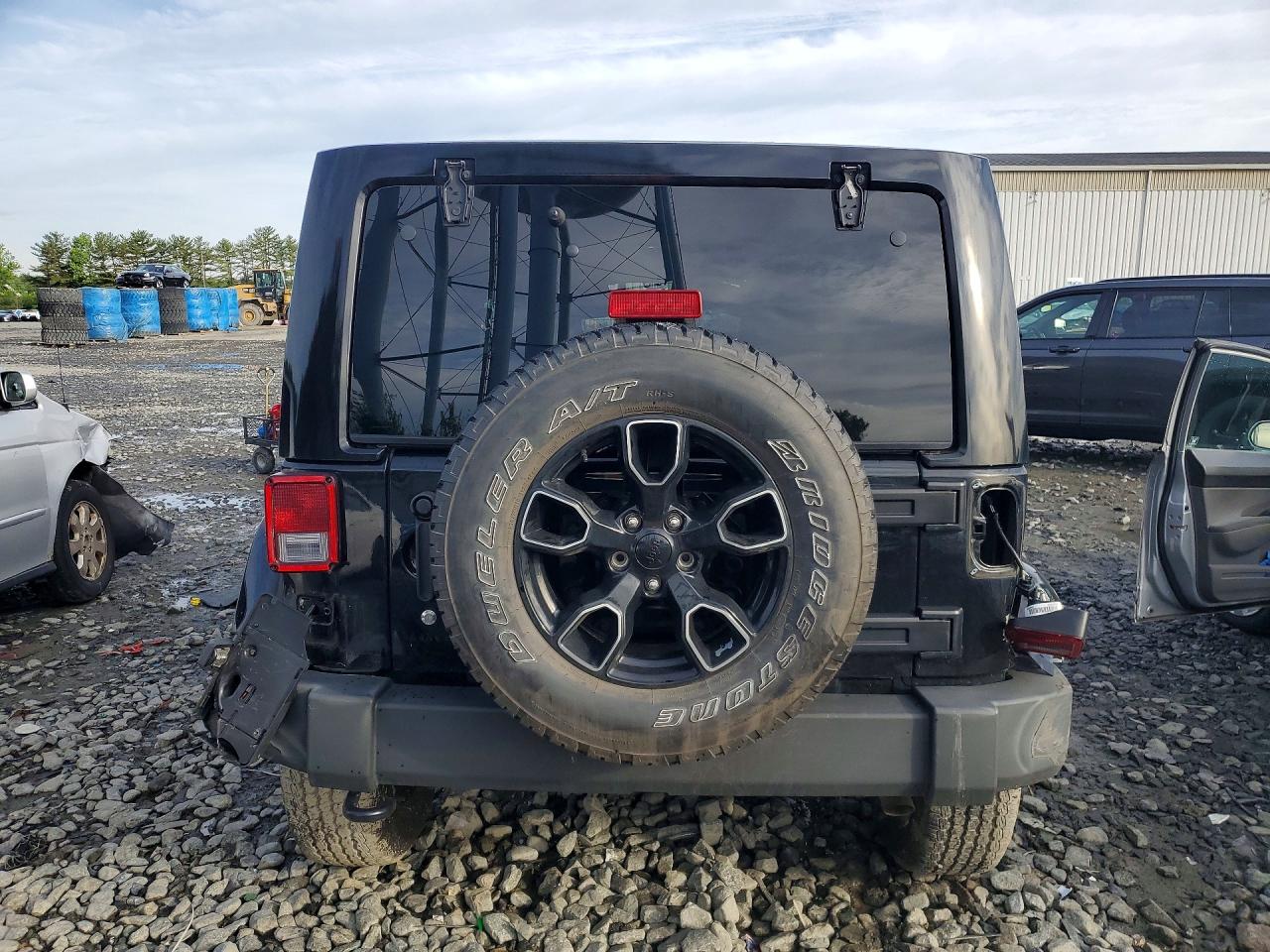 Jeep Wrangler Sahara