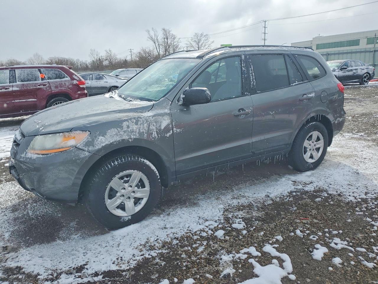 Salvage Hyundai SANTA FE Image