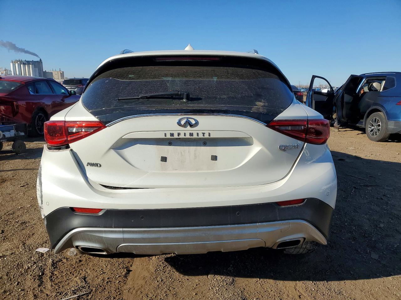 INFINITI Qx Premium