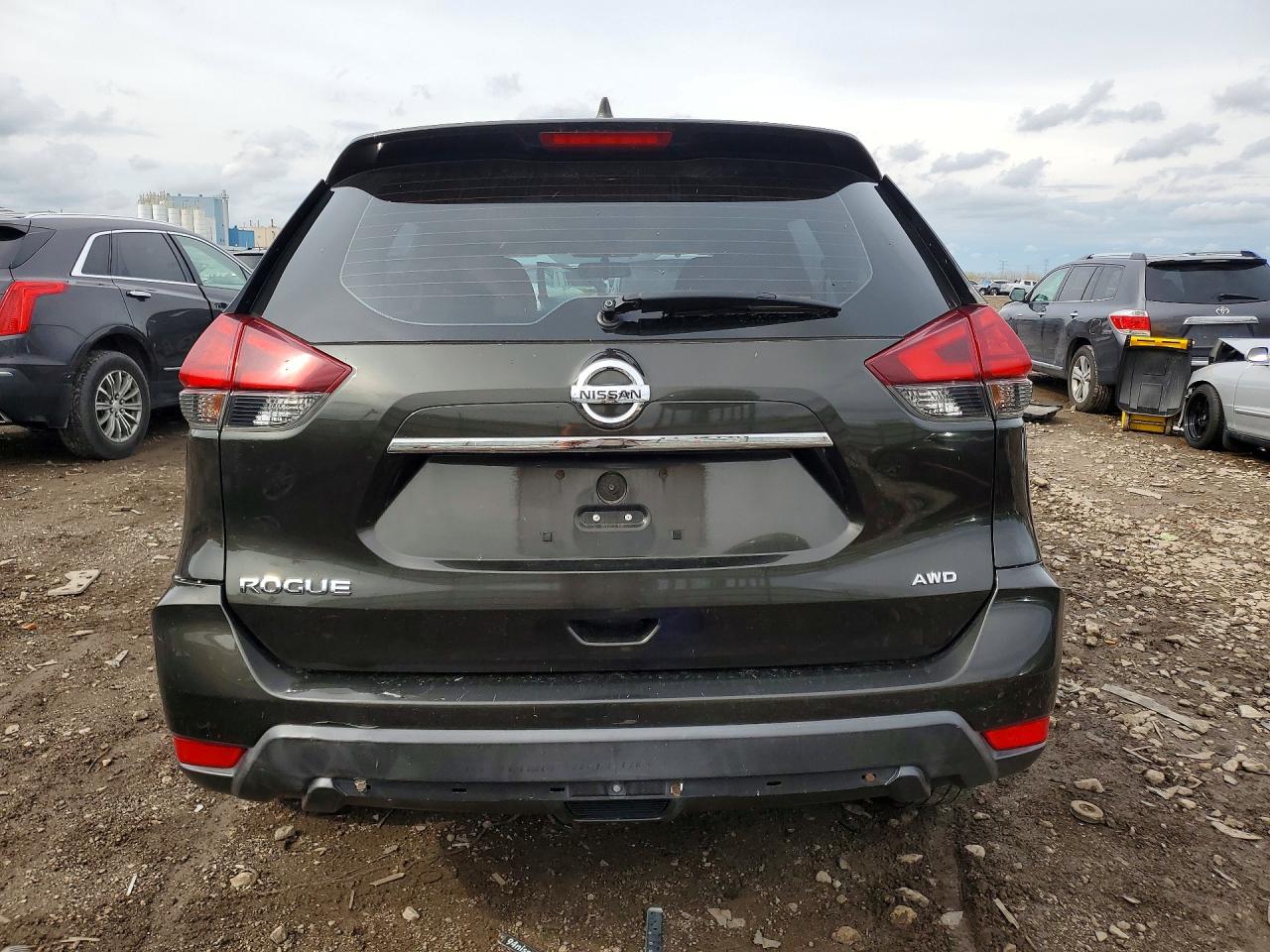 Nissan Rogue S