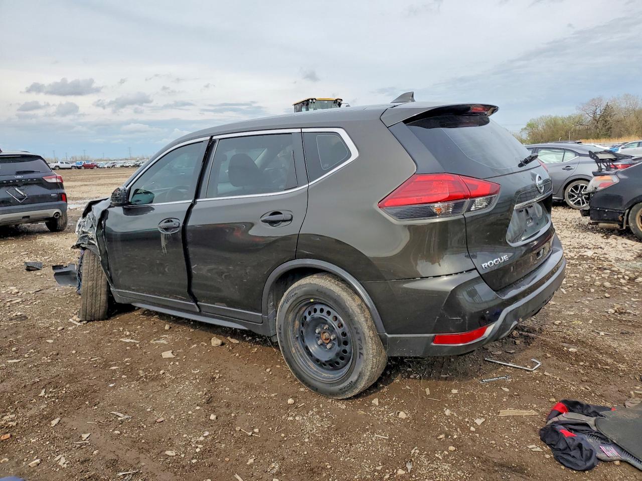 Nissan Rogue S