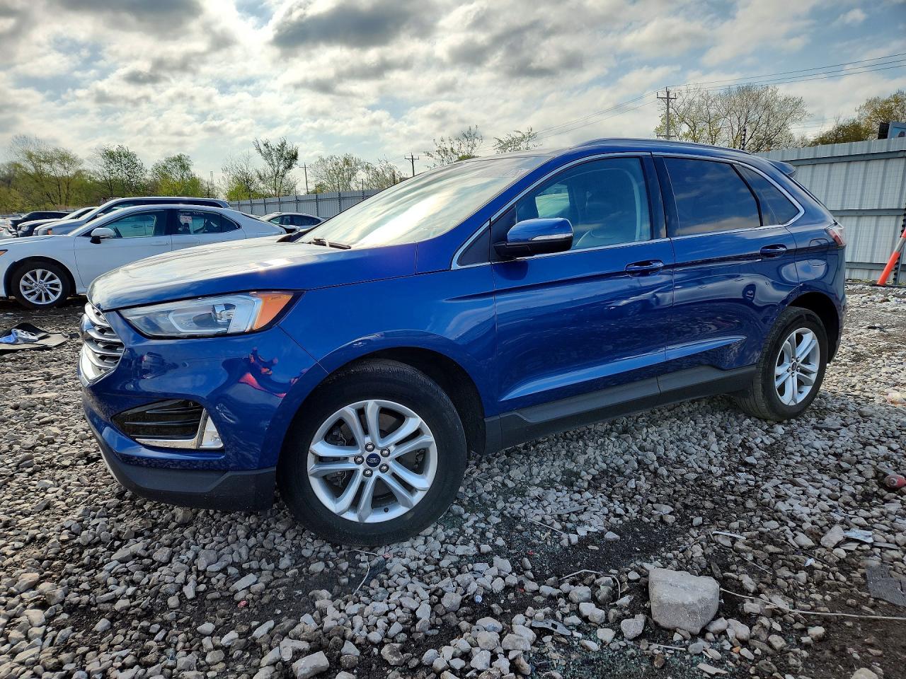 Salvage Ford Edge Image