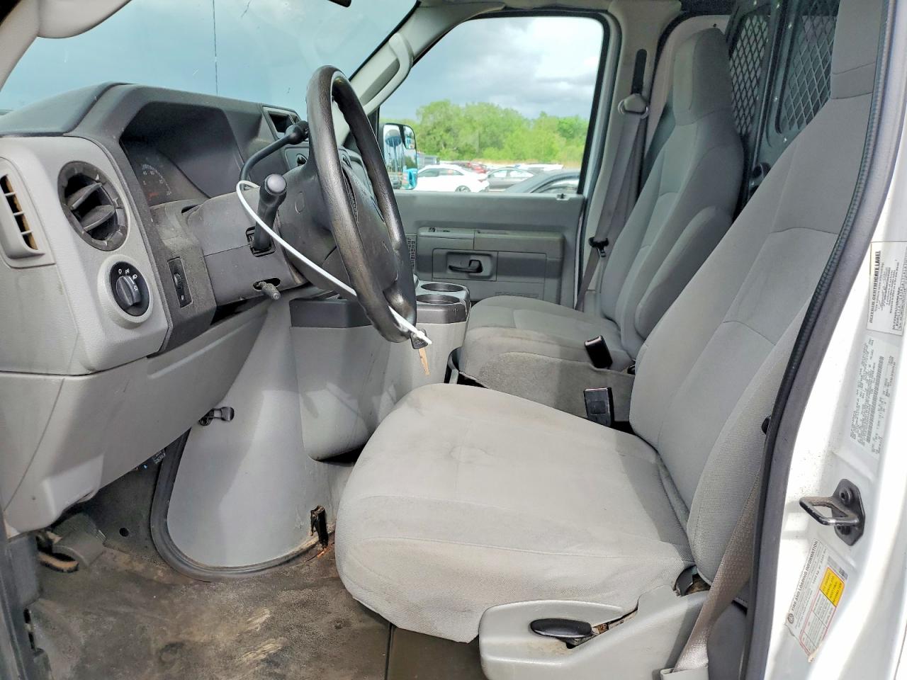 Ford Econoline E150 Van