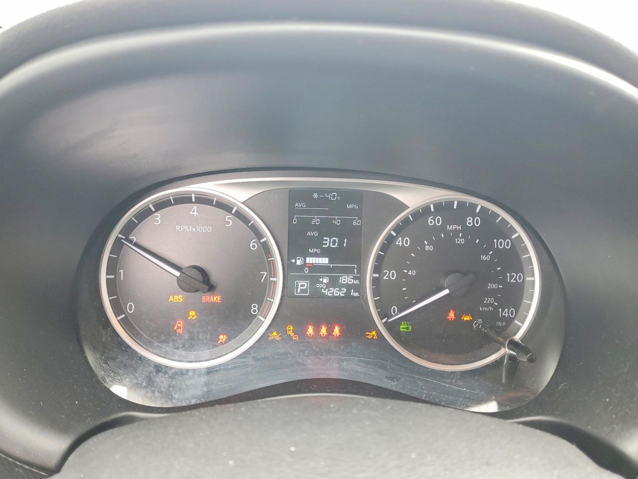 Nissan Kicks S