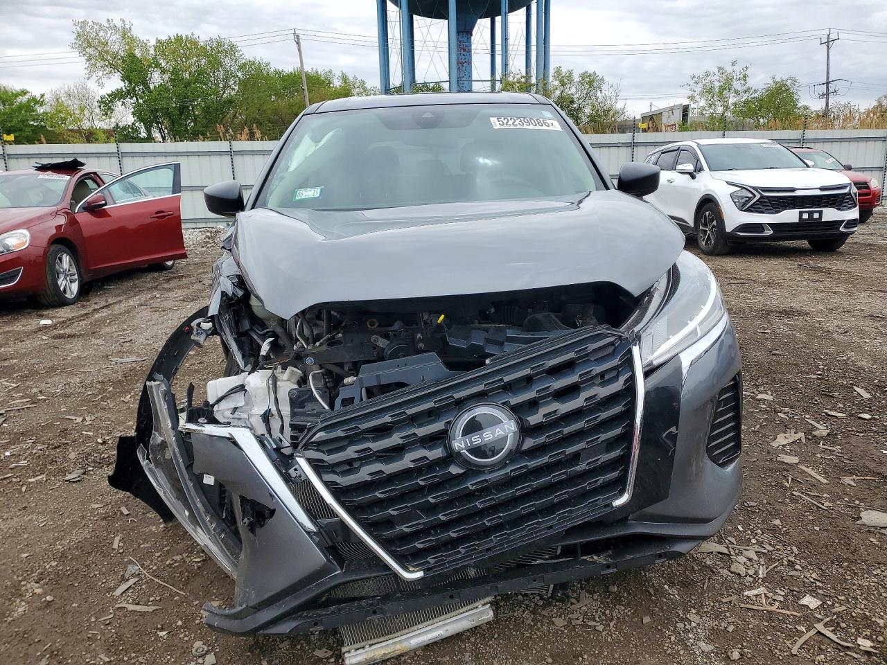 Nissan Kicks S