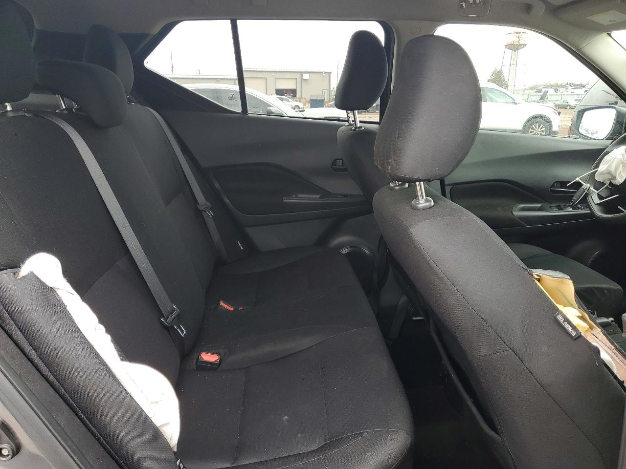 Nissan Kicks S