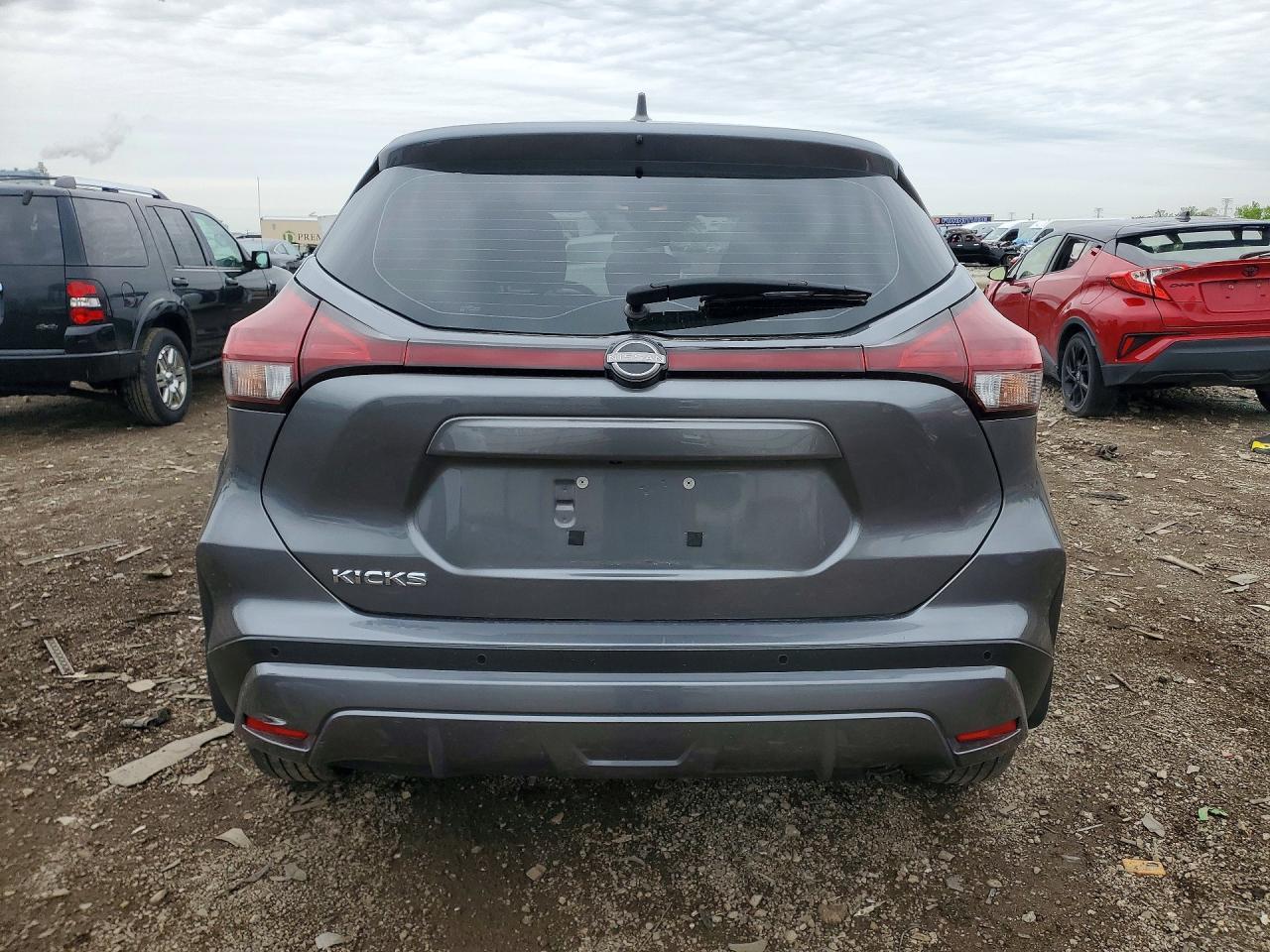 Nissan Kicks S