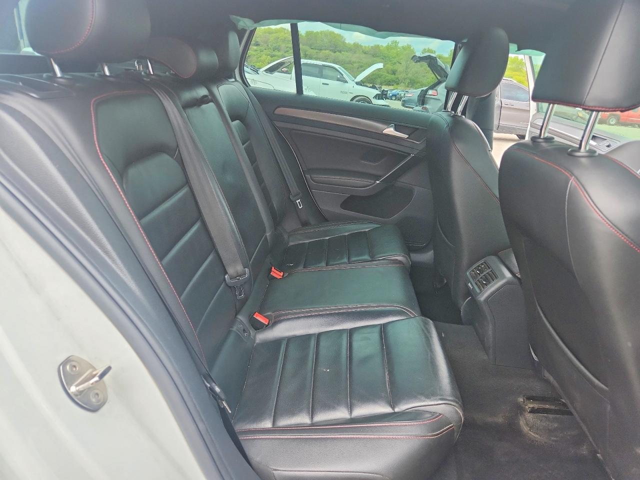 Volkswagen GTI S