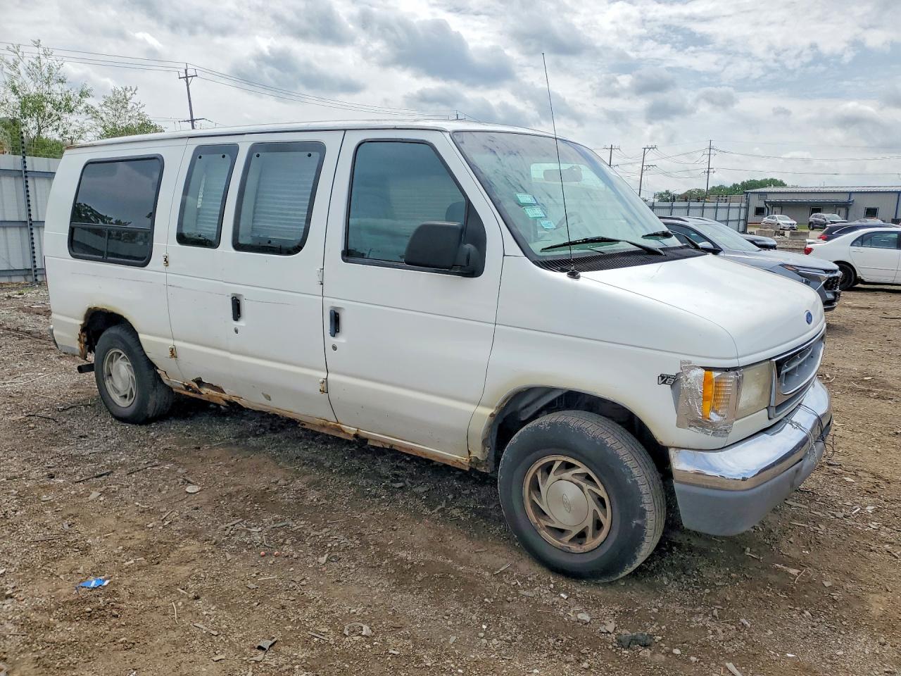 Ford Econoline E150 Van