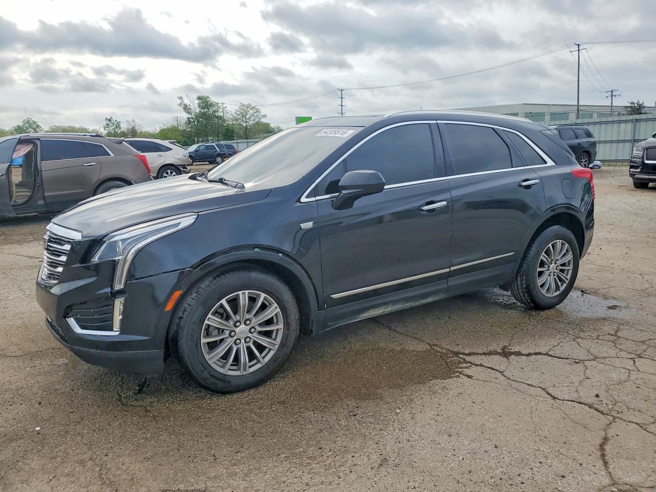 Salvage Cadillac XT5 Image