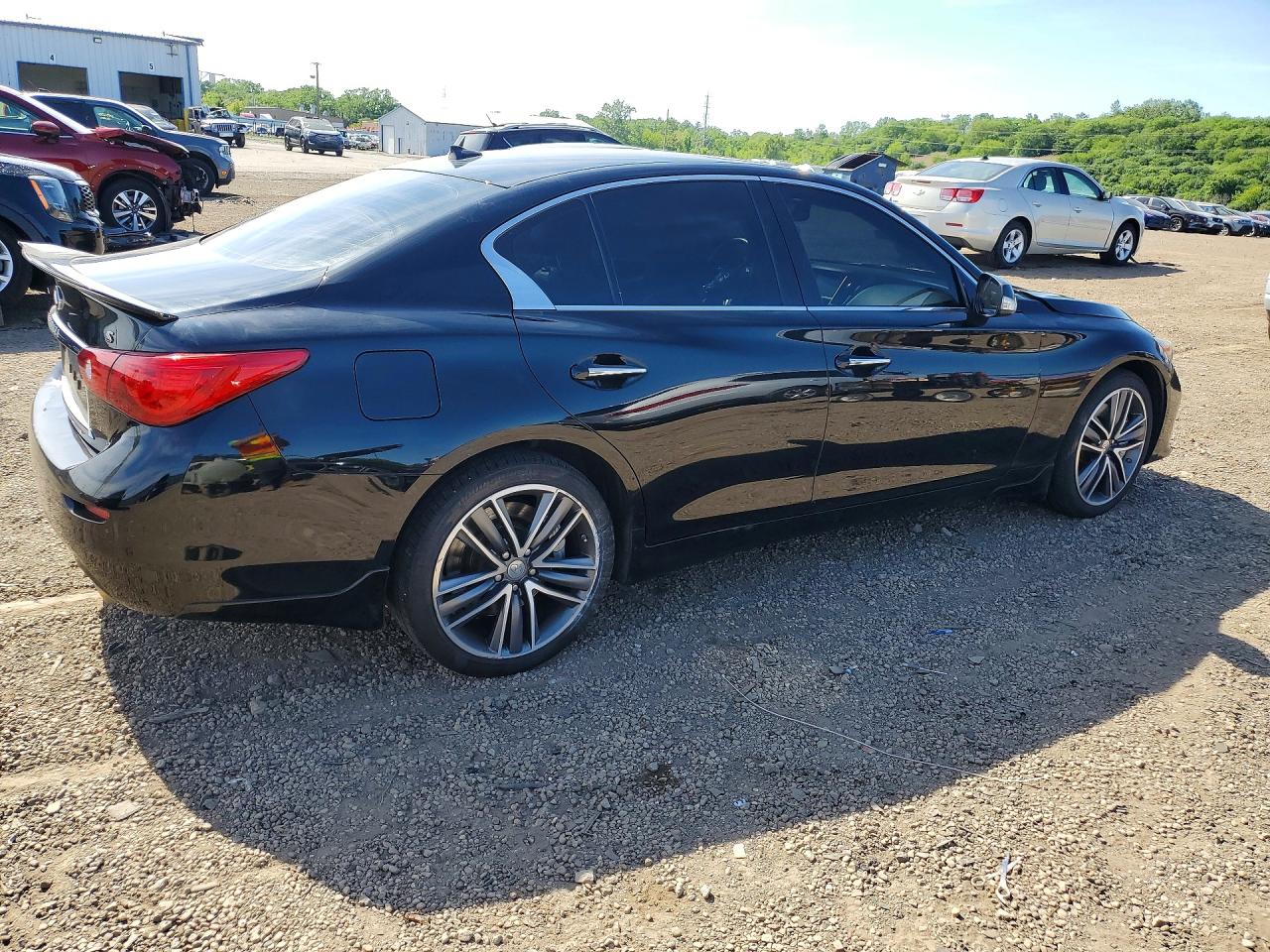 INFINITI Q50 Sport