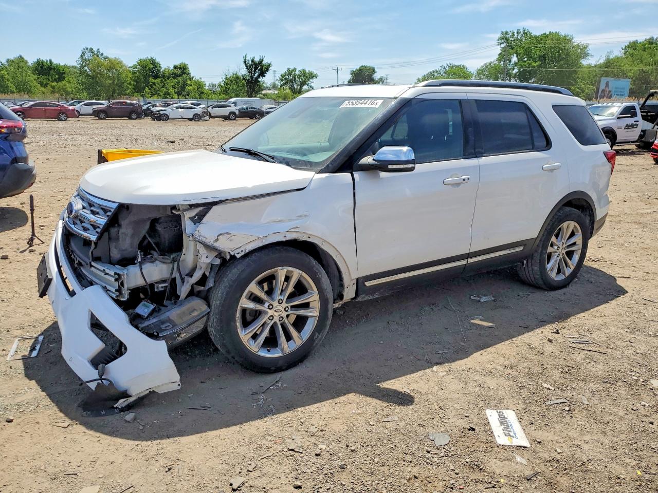 Salvage Ford Explorer Image