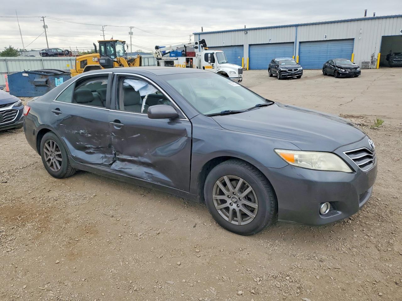 Toyota Camry Xle V6