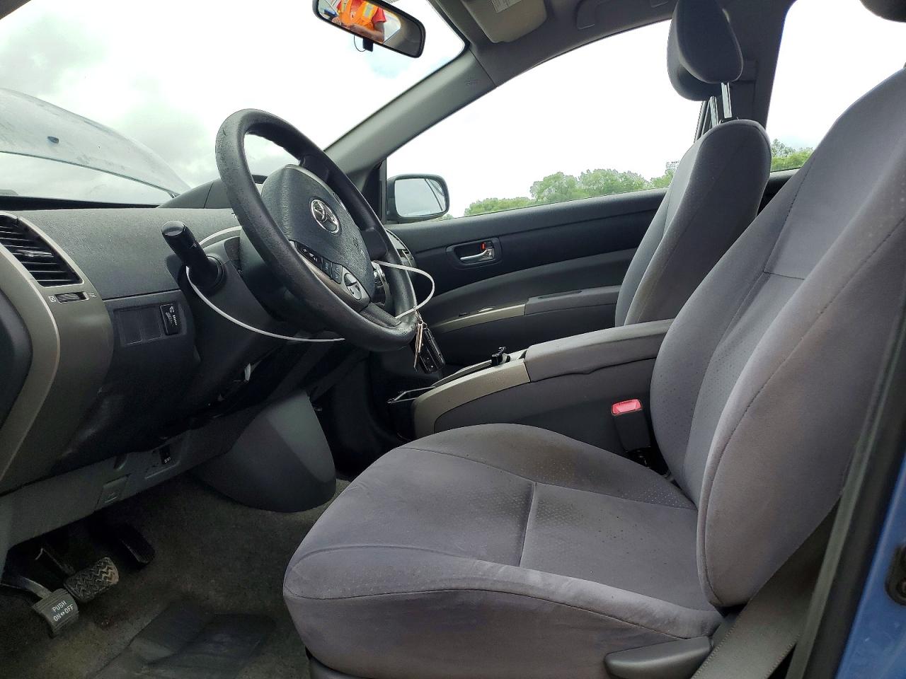 Toyota Prius Base