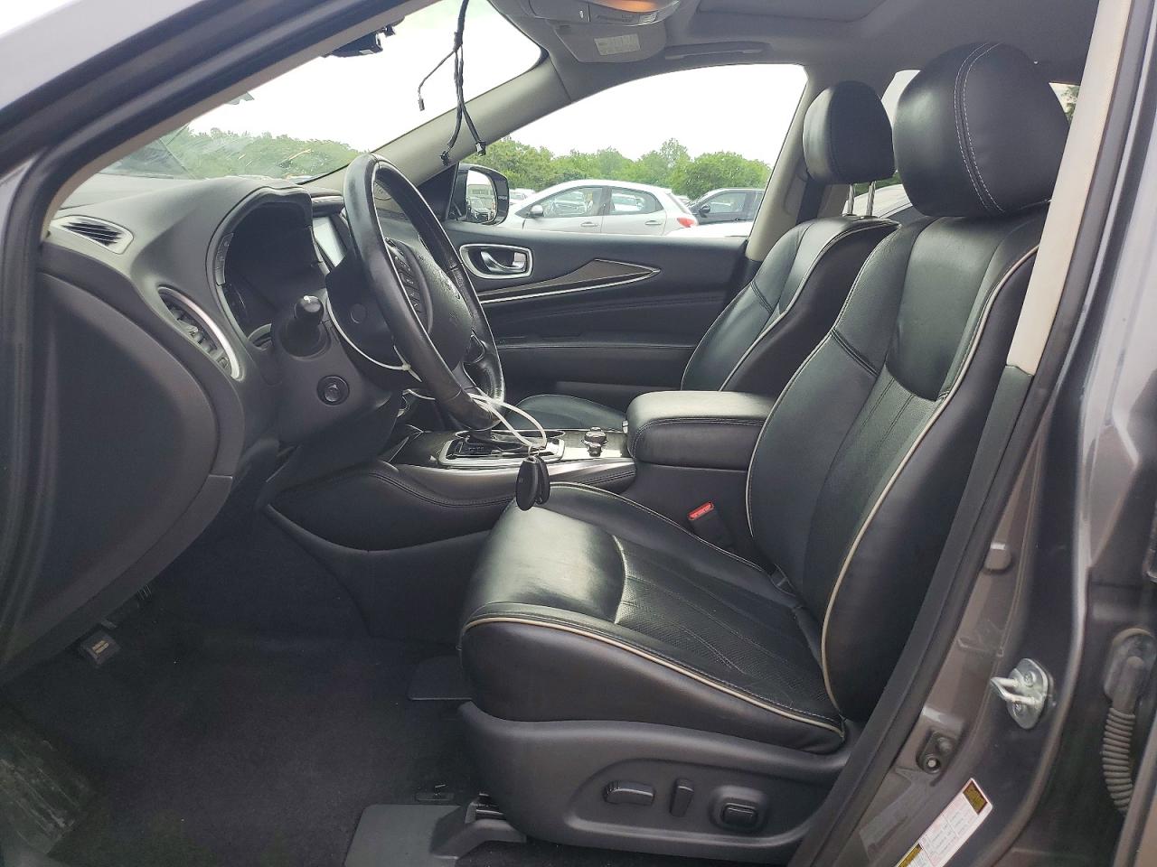 INFINITI Qx Luxe