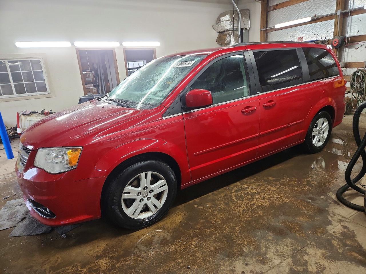 Salvage Dodge Caravan Image