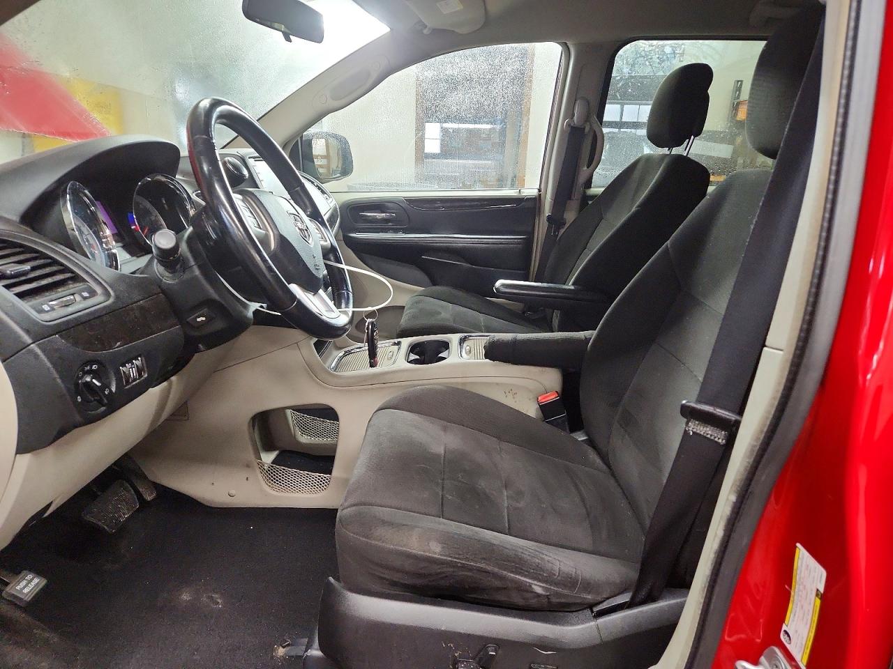 Dodge Caravan Crew
