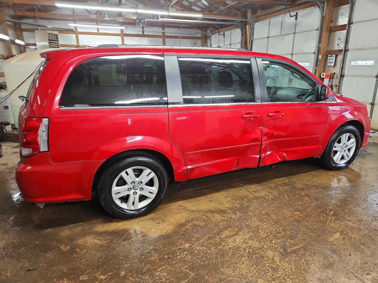 Dodge Caravan Crew
