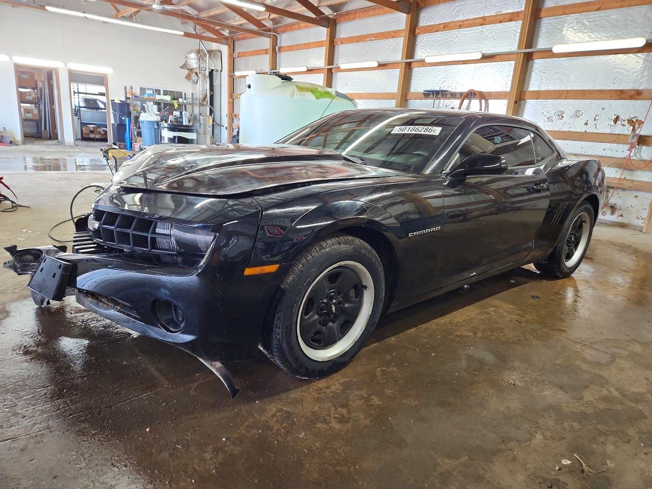 Salvage Chevrolet Camaro Image